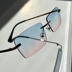 Image of COTTON CANDY Retro Frameless Sunglasses 