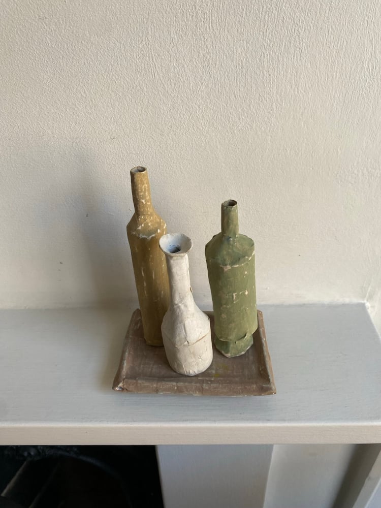 3 Vessels on a tray 1 Image 3