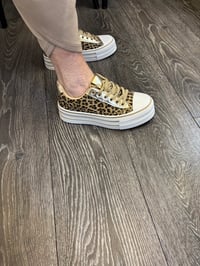 Image 3 of Louisa Trainer