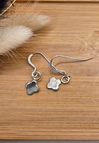 Image 5 of Quatrefoil