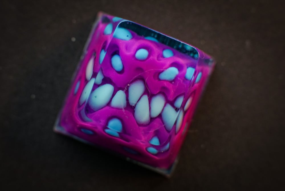 Magenta Mayhem Mimic V2