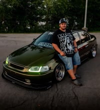 Image 3 of The 7 Tee