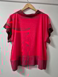 Squared Top-i call pink