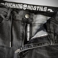 Image 5 of Short JOGG-JEANS