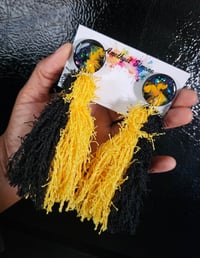Image 2 of BLK/YELLOW Tassel 