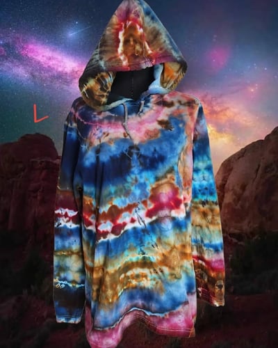 Image of Earth tones geode hooded Longsleeve t-shirt