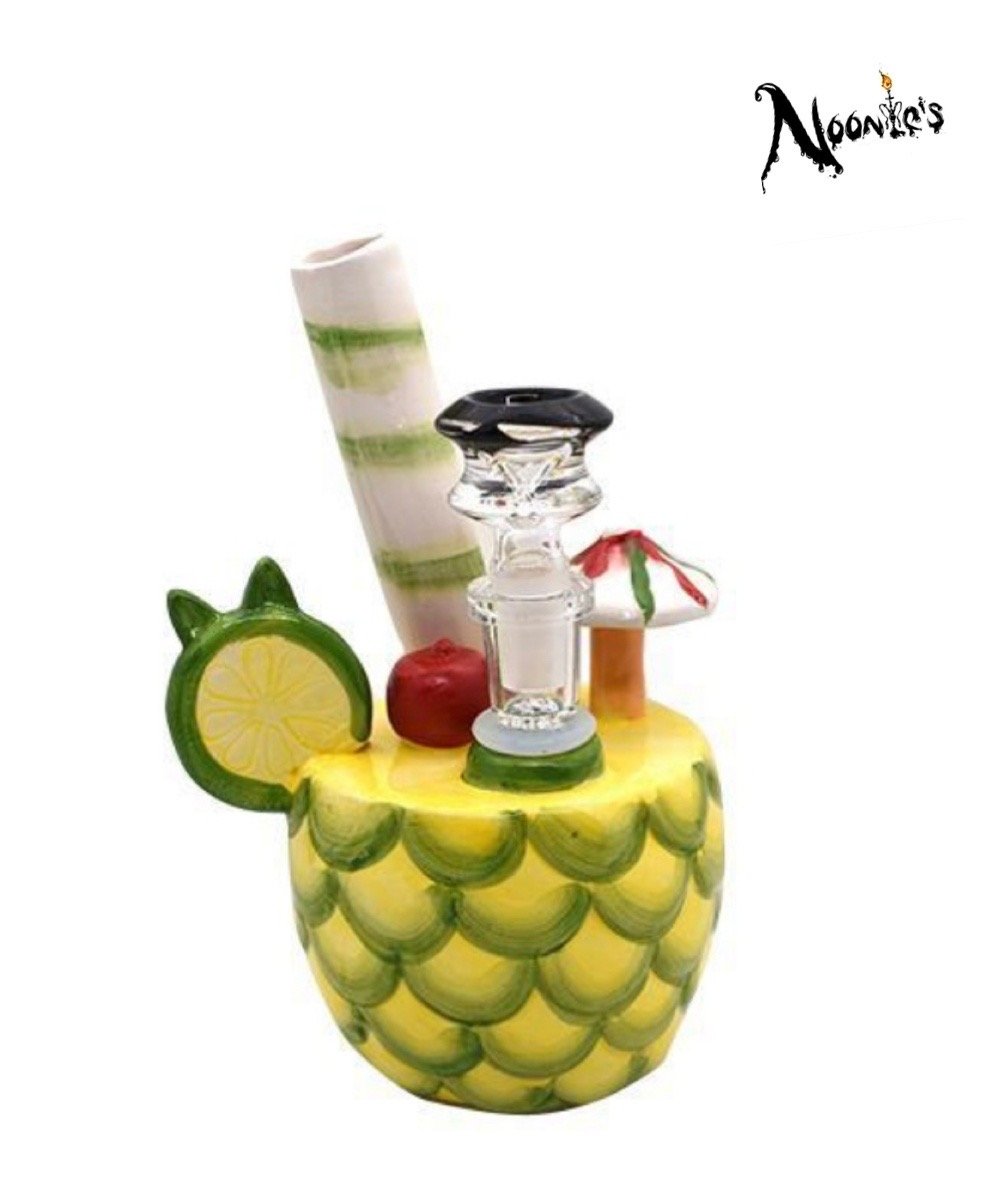 Image of The pineapple water pipe 