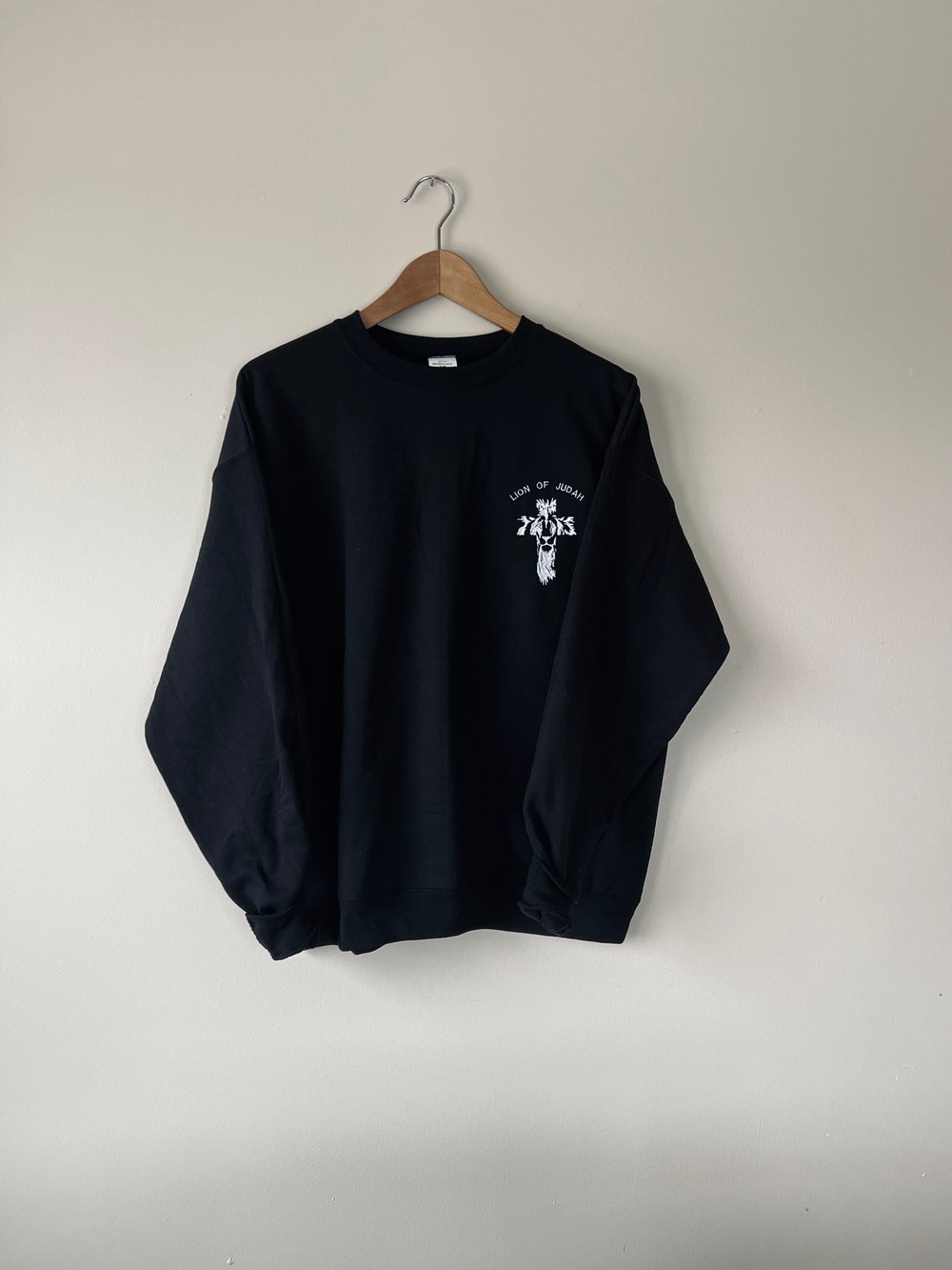 Image of Lion cross crewneck 