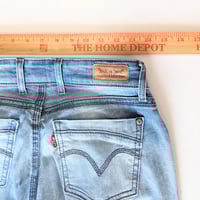 Image 11 of Women 529 Skinny Leg Curvy Light Wash Jeans