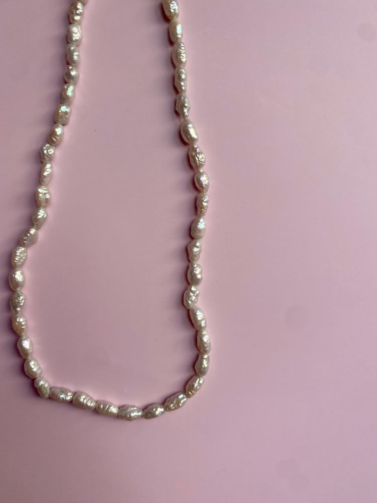 Image of Mini silver rice pearl necklace 