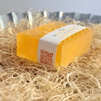 Image 4 of Mandarin Citrus Spice Honeybee Glycerin Body Bar