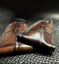 Image 2 of Double patina brown Alligator - Padded Horizontal Cut