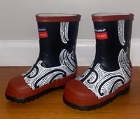 Image 2 of Custom Kamupūtu