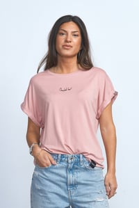 Image 2 of CAMISETA ROSA BÁSICA 