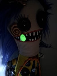 Image 4 of "Coraline" yellow raincoat 