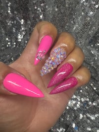 Image 5 of  Pink queen, Stiletto gel press on nails  