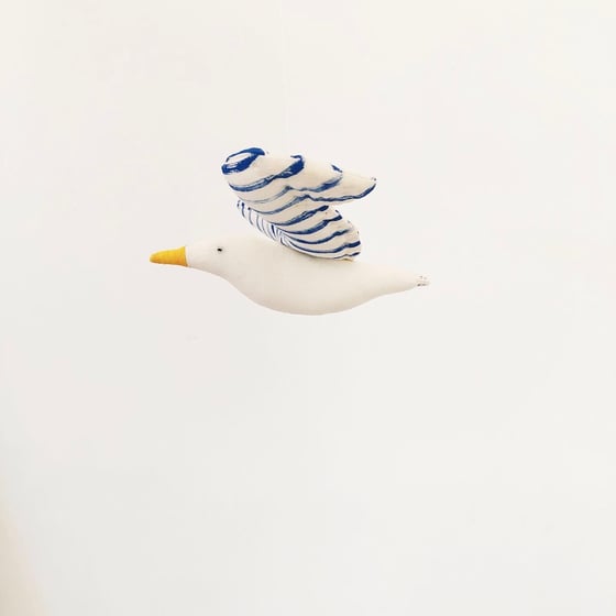 Image of kamomé mobile (a seagull)  