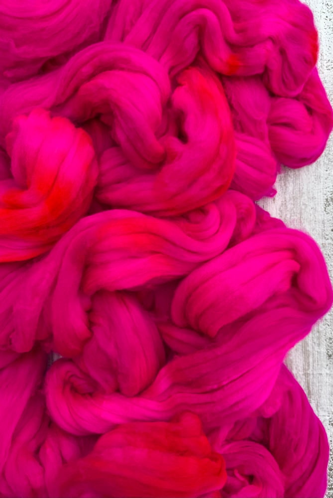 Hot Stuff, on Super Soft: 80% fine SW Merino, 20% Cashmere