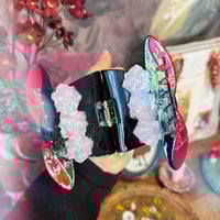 Image 3 of One Piece Perona’s Top Hat Claw Clip