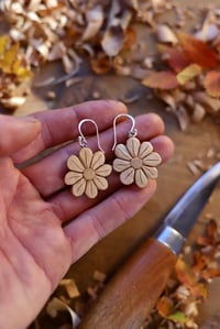 Image 4 of Daisy Flower Earrings 