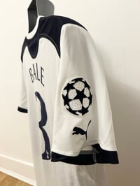 Image 8 of Tottenham Hotspur “BALE 3” 2010/11 Home Cup Shirt + UCL patches (M)