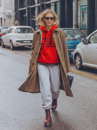 Image 4 of SUDADERA TRANQUILA ROJA