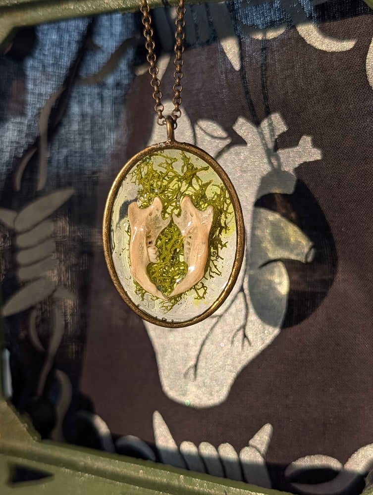 Image of jawbone pendant