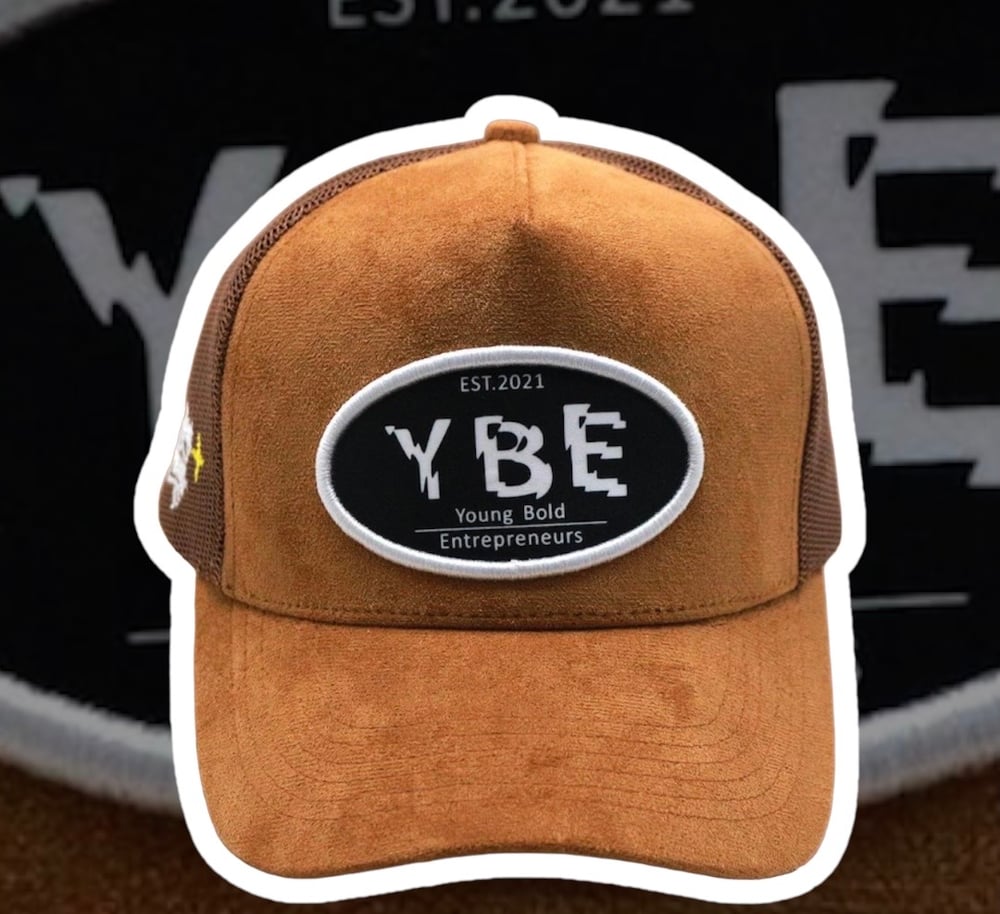✨Chase Your Dreams✨  brown suede trucker hat