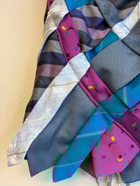 Image 11 of Tie top, happy day (xs-l)