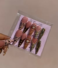 Jewels nails