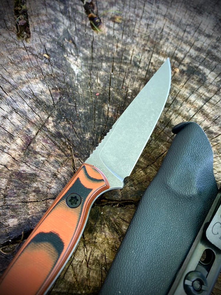 Image of TRAPPER-ORANGE/BLACK G10-MAGNACUT