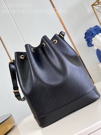 Image 14 of LV Neo Epi Leather