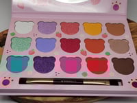 Image 3 of Luck bear eyeshadow pallet 