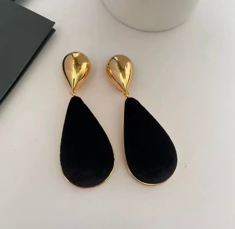 Image of Sadie earrings 