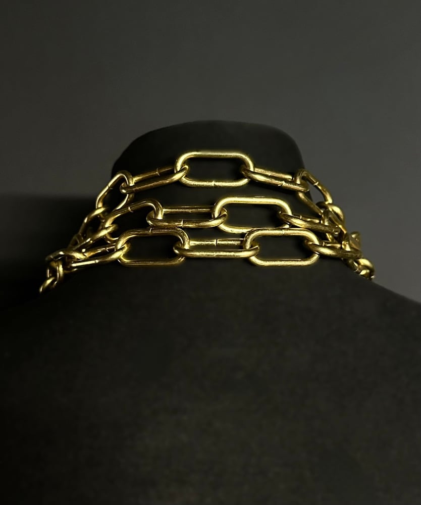 Cathedral necklace gold