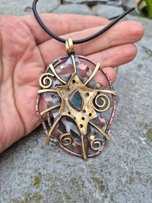 Apatite pendant 