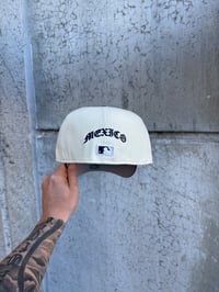 Image 4 of NAVY VISOR TWO TONE ESTADOS UNIDOS MEXICANOS DODGERS CUSTOM FITTED CAP