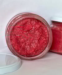 STRAWBERRY SCRUBS 330ML