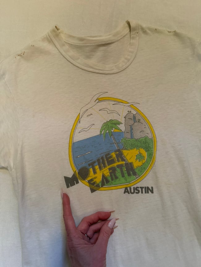 70s Morher Earth old Austin rock and roll club tshirt tee