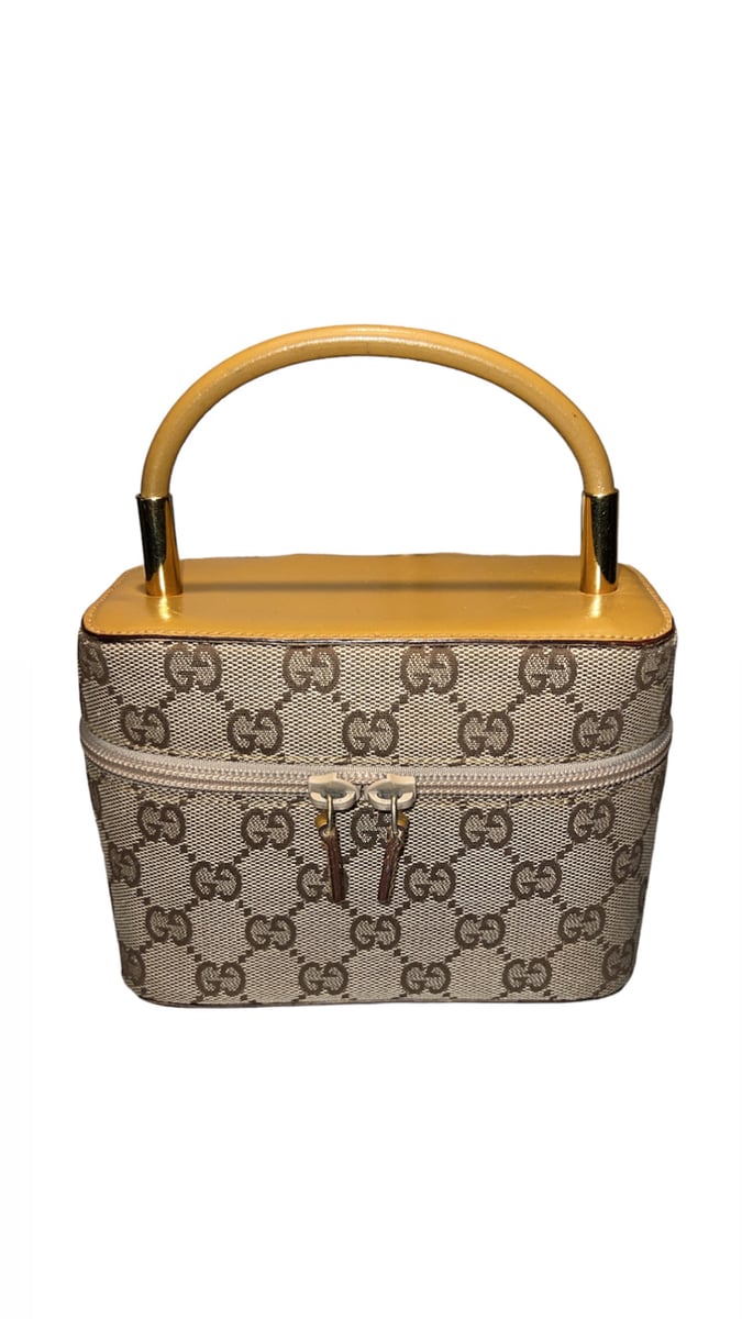 GUCCI VANITY BAG VINTAGENISTA
