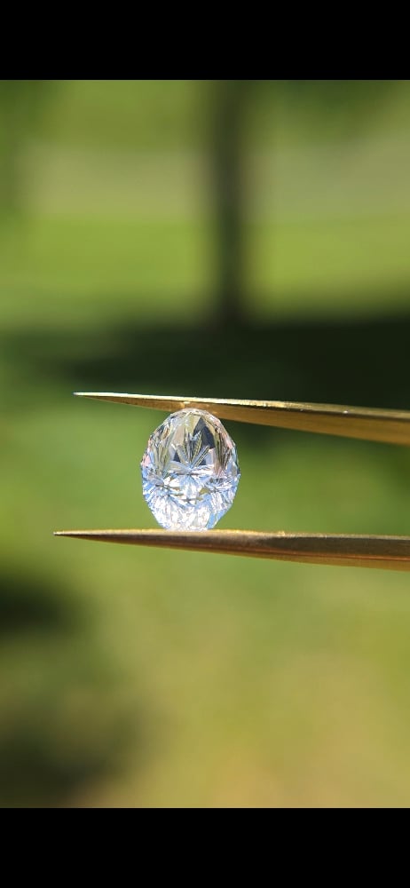 Image of Light Rays - Fantasy Sapphire 