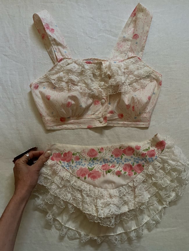 60s frilly floral set