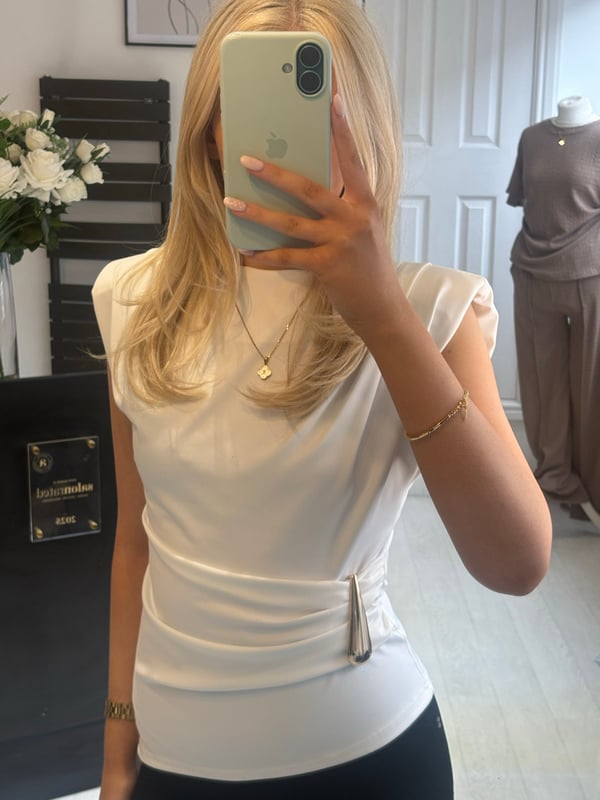 Image of Buckle top 