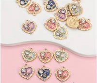 1045 Charms: Heart Shaped Rose Mix