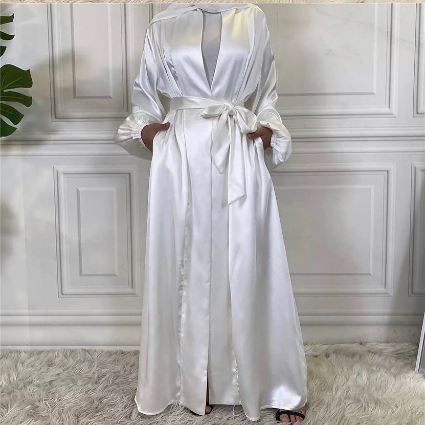 hana abaya