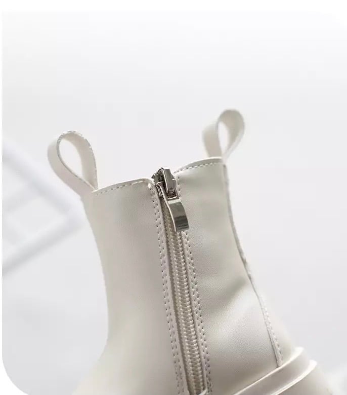 Image of Mumma & Me ‘Chelsea’ Boots Cream and Black