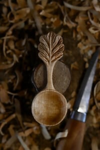 Image 5 of Oak leaf Handle Coffee Scoop ~