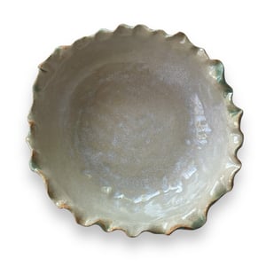 Image of SCALLOPED RIM SERVING BOWL