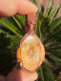 Image 3 of Lemon geode slice 