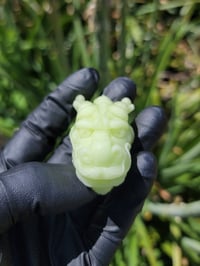 Image 3 of UV Atomic Ivory DragonHead Pendant